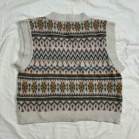 Sweater Vest - Picture 2 of 3